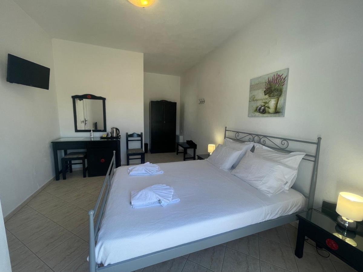 Venikouas Hotel Platis Gialos  Kültér fotó