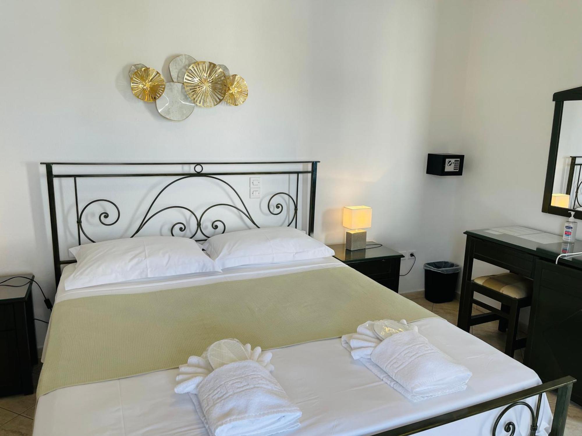Venikouas Hotel Platis Gialos  Kültér fotó